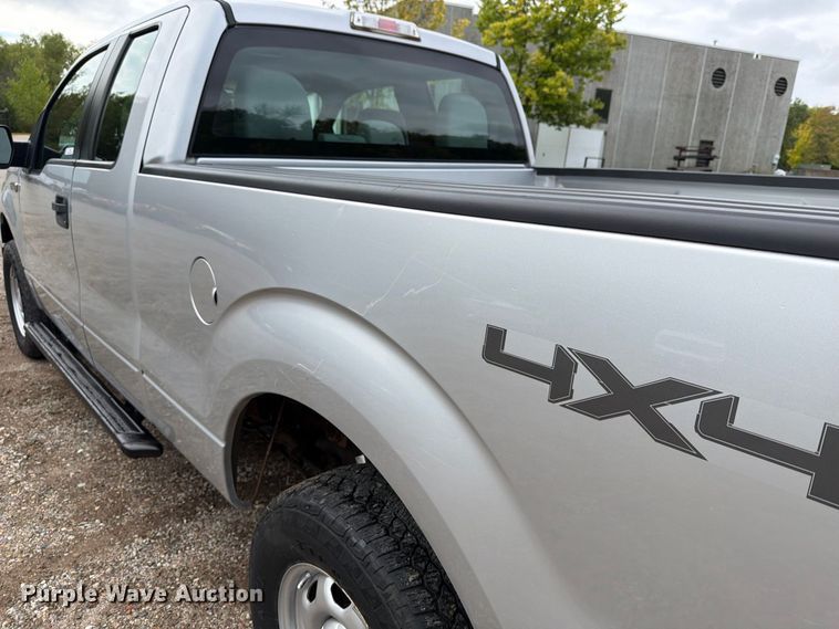 image for item FT7524 2013 Ford F150 Ext. Cab pickup truck