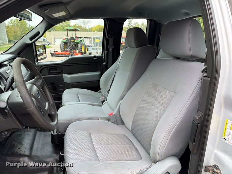 image for item FT7524 2013 Ford F150 Ext. Cab pickup truck