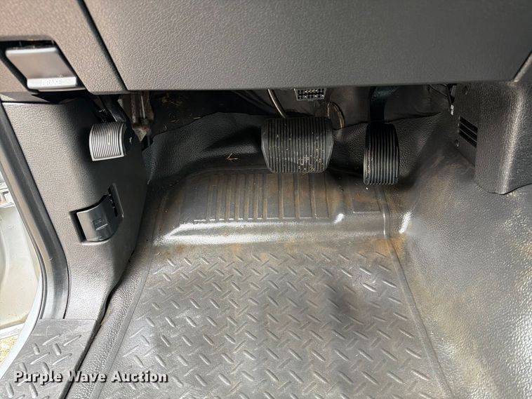 image for item FT7524 2013 Ford F150 Ext. Cab pickup truck