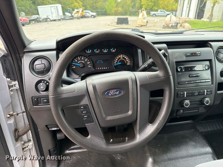 image for item FT7524 2013 Ford F150 Ext. Cab pickup truck