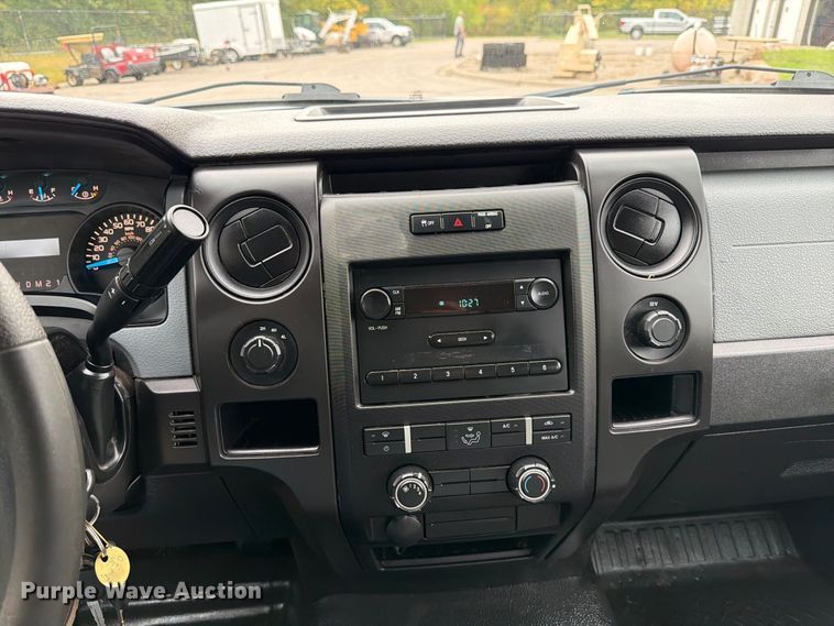 image for item FT7524 2013 Ford F150 Ext. Cab pickup truck