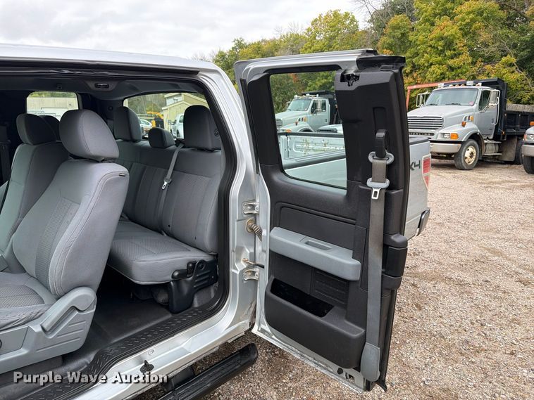 image for item FT7524 2013 Ford F150 Ext. Cab pickup truck