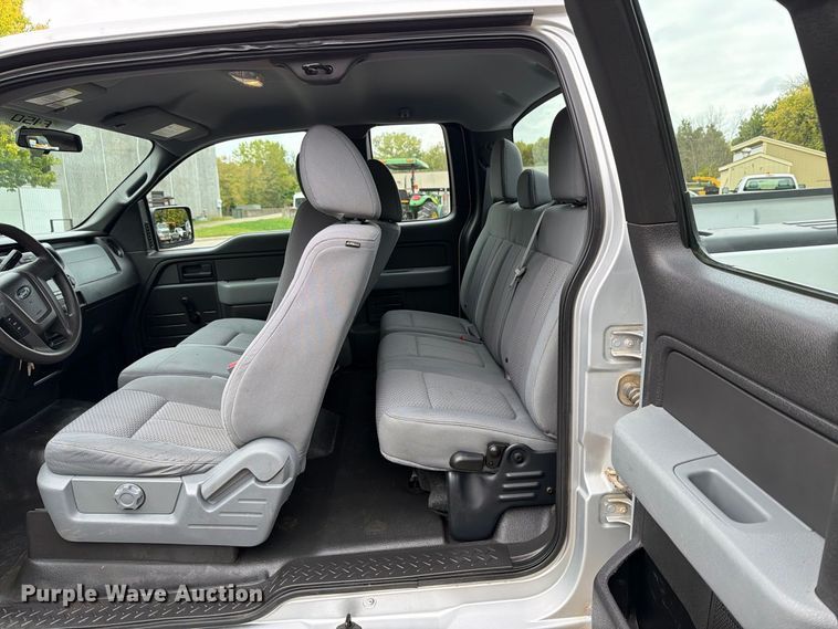 image for item FT7524 2013 Ford F150 Ext. Cab pickup truck