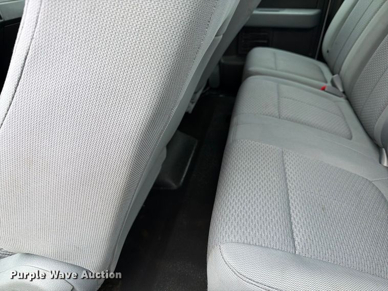 image for item FT7524 2013 Ford F150 Ext. Cab pickup truck