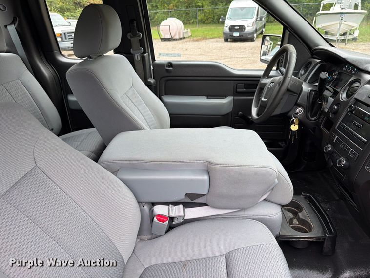 image for item FT7524 2013 Ford F150 Ext. Cab pickup truck