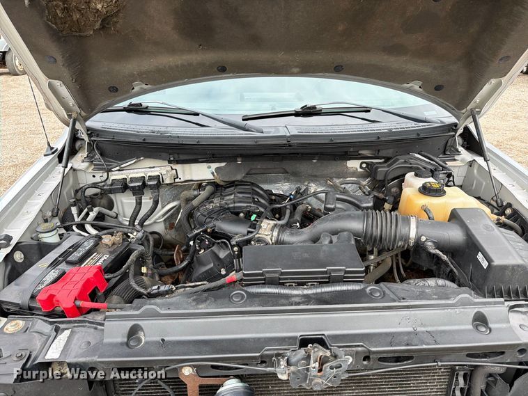 image for item FT7524 2013 Ford F150 Ext. Cab pickup truck