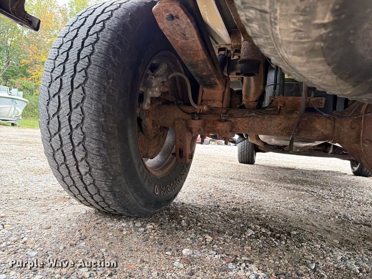 image for item FT7524 2013 Ford F150 Ext. Cab pickup truck