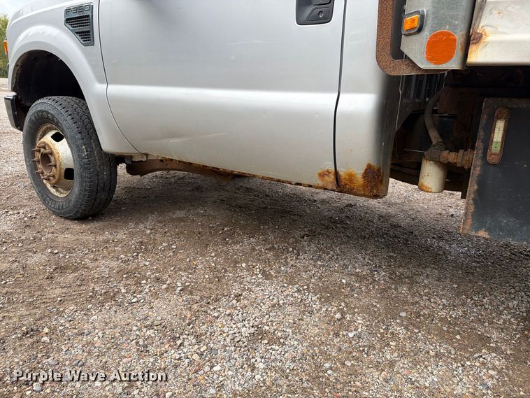 image for item FT7525 2008 Ford F350 Super Duty dump truck