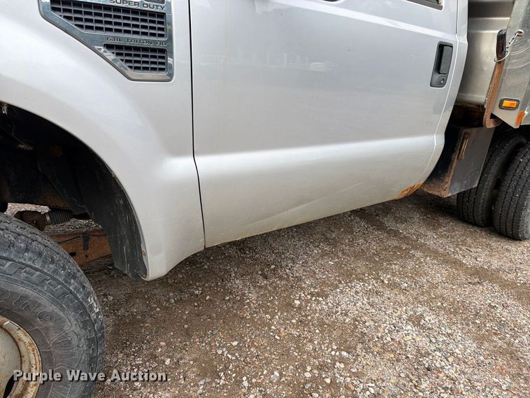 image for item FT7525 2008 Ford F350 Super Duty dump truck