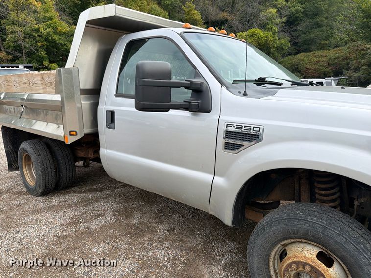 image for item FT7525 2008 Ford F350 Super Duty dump truck