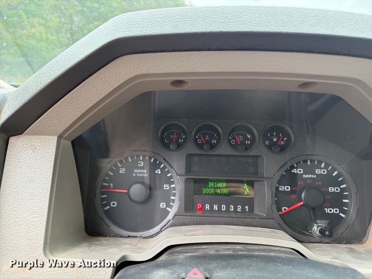 image for item FT7525 2008 Ford F350 Super Duty dump truck