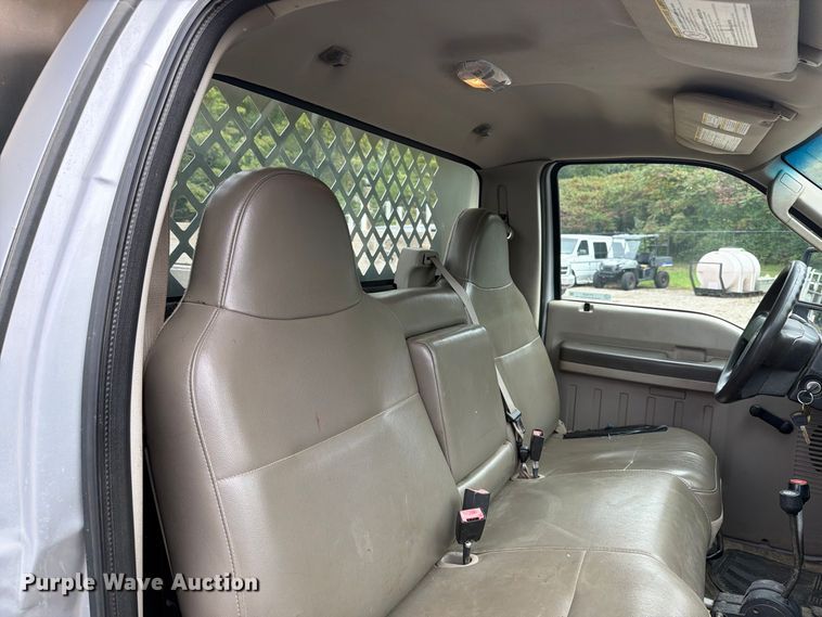 image for item FT7525 2008 Ford F350 Super Duty dump truck