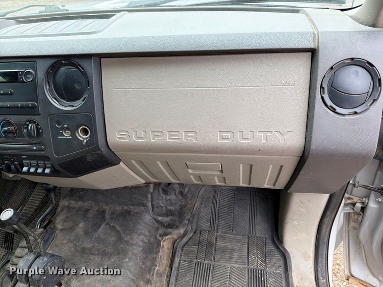 image for item FT7525 2008 Ford F350 Super Duty dump truck