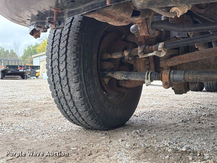 image for item FT7525 2008 Ford F350 Super Duty dump truck