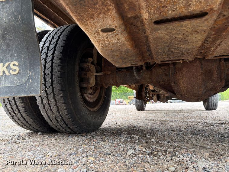 image for item FT7525 2008 Ford F350 Super Duty dump truck
