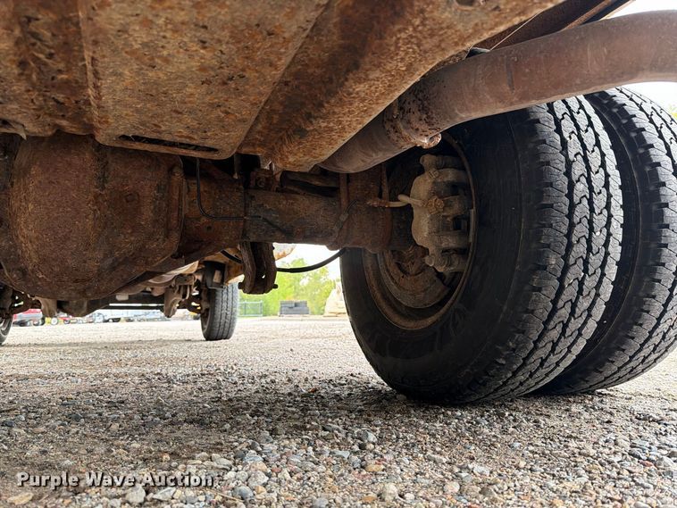 image for item FT7525 2008 Ford F350 Super Duty dump truck