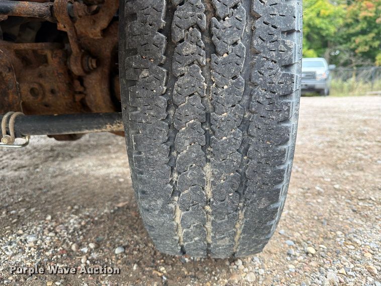 image for item FT7525 2008 Ford F350 Super Duty dump truck