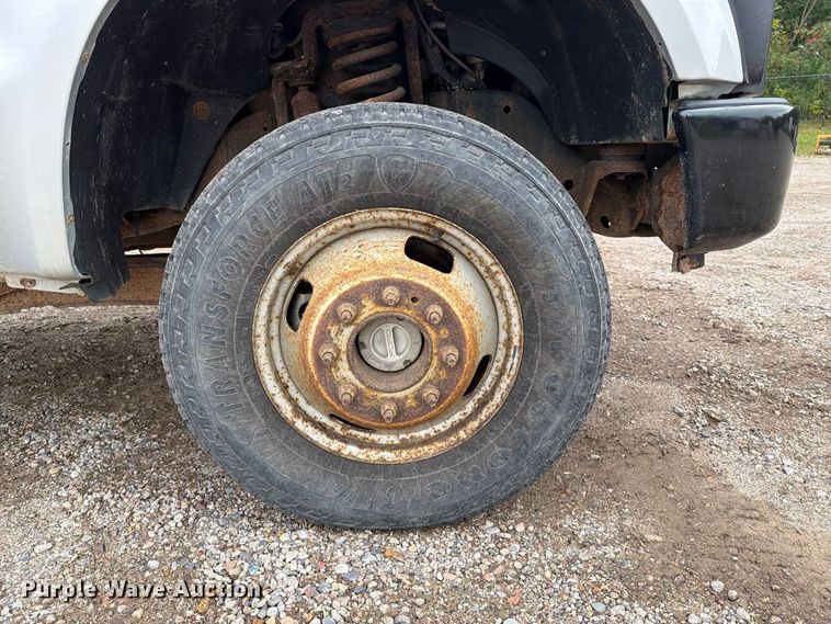 image for item FT7525 2008 Ford F350 Super Duty dump truck