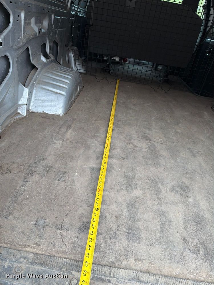 image for item FT7526 2013 Ford E350 Super Duty van