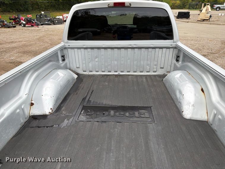 image for item FT7527 2011 Dodge Dakota Crew Cab pickup truck