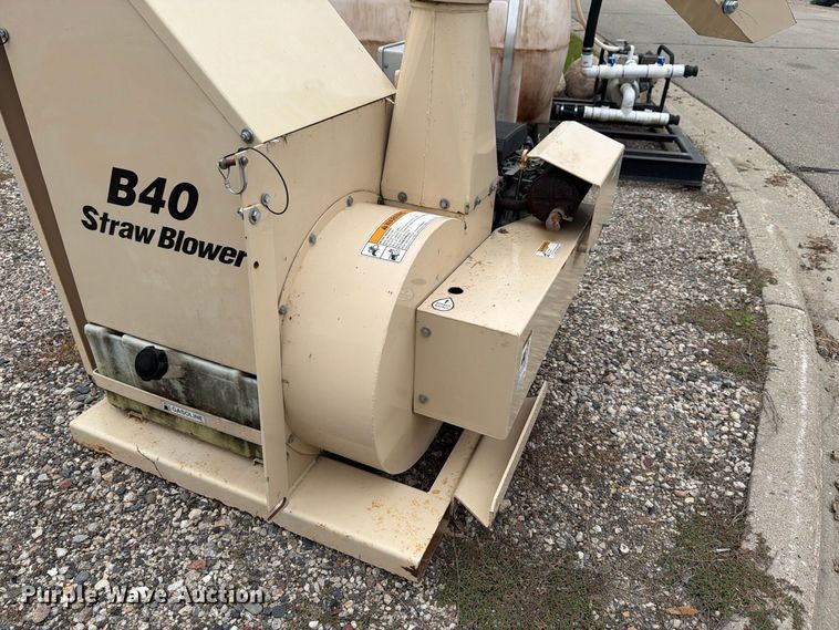 image for item FT7528 Finn B40 straw blower