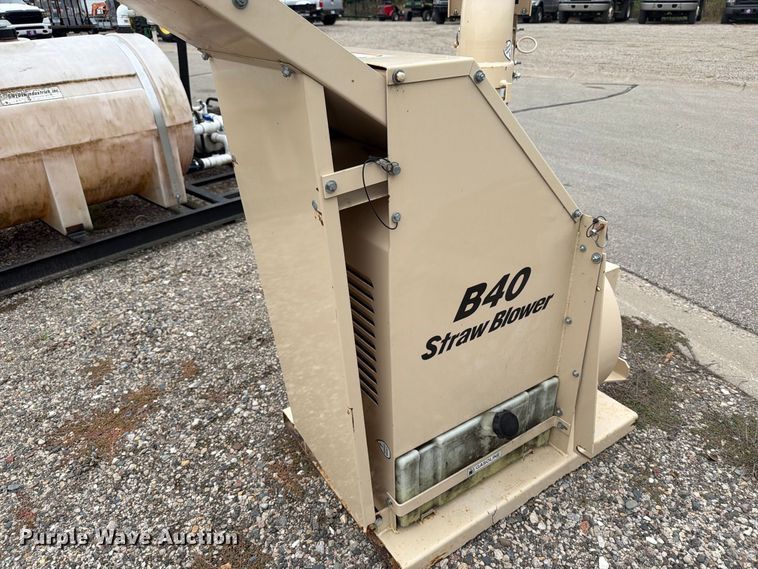 image for item FT7528 Finn B40 straw blower
