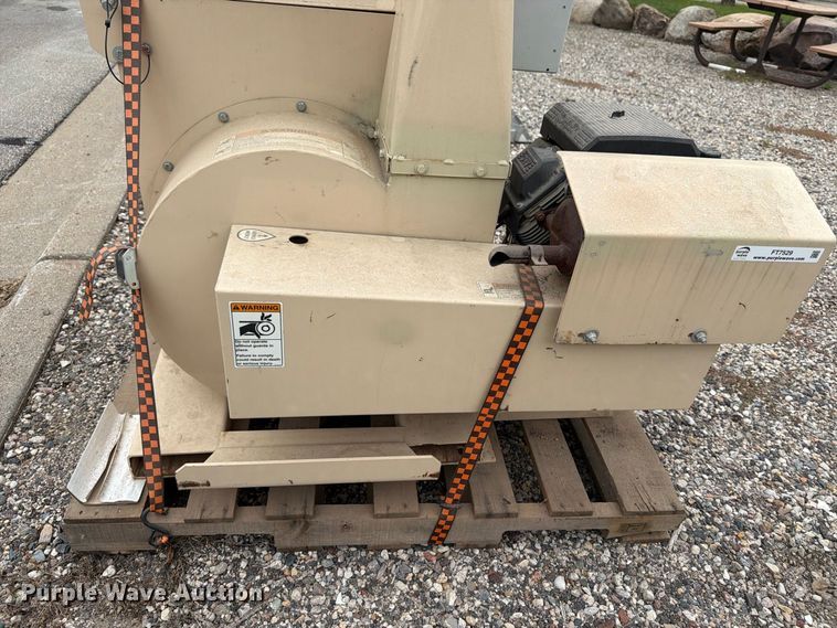 image for item FT7529 Finn B40 straw blower