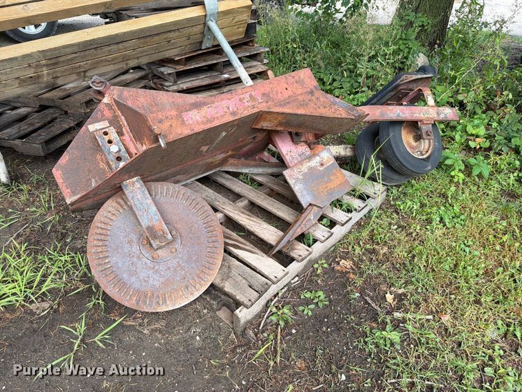 image for item FT8077 Tree planter