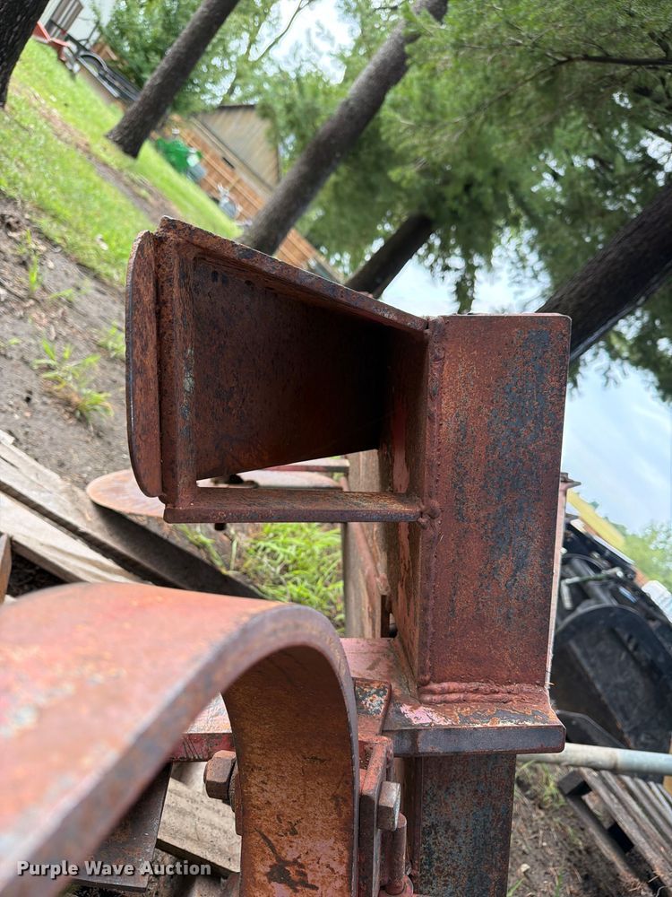 image for item FT8077 Tree planter