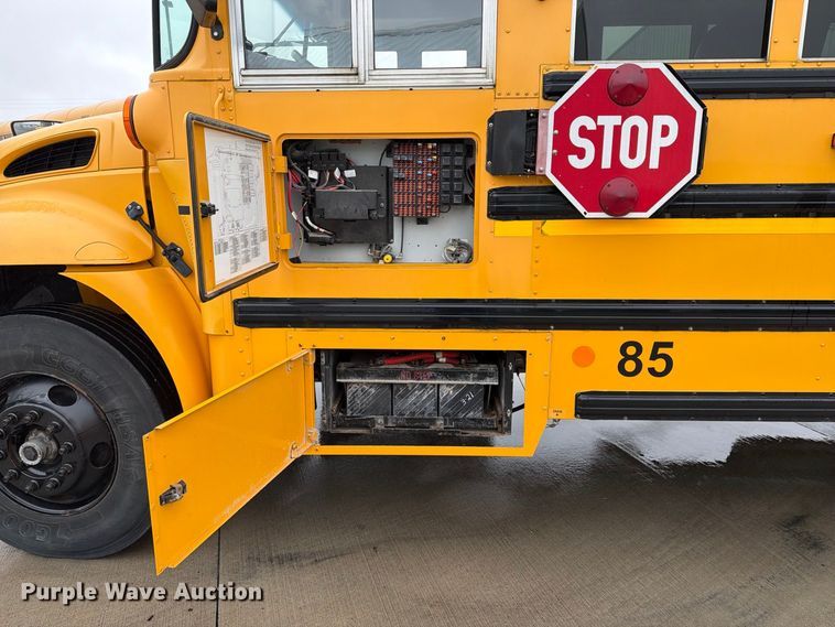 image for item FT8121 2015 IC Bus PB105 school bus