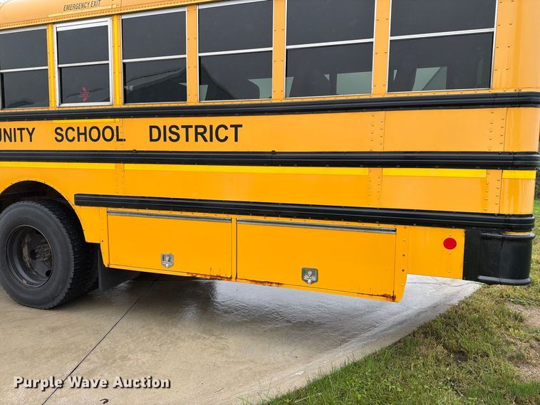 image for item FT8121 2015 IC Bus PB105 school bus