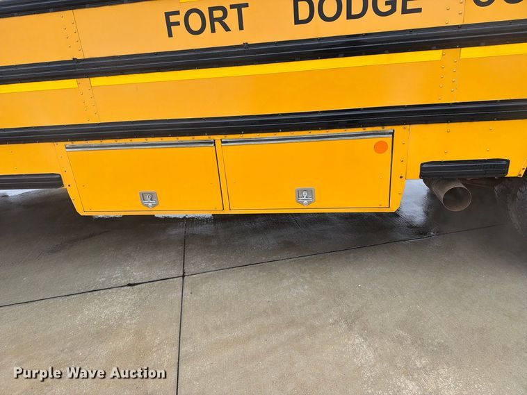image for item FT8121 2015 IC Bus PB105 school bus