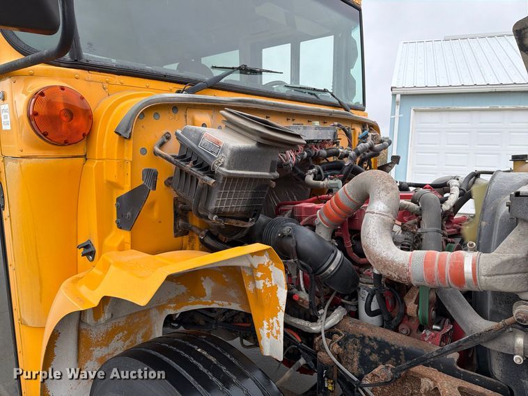 image for item FT8121 2015 IC Bus PB105 school bus