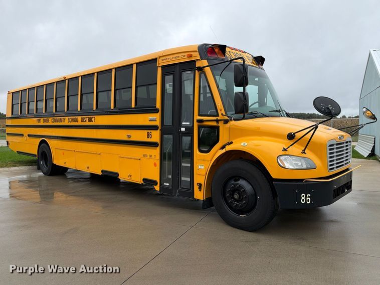 image for item FT8122 2017 Freightliner Thomas Built B2 school bus