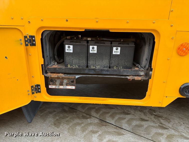 image for item FT8122 2017 Freightliner Thomas Built B2 school bus