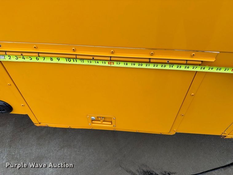 image for item FT8122 2017 Freightliner Thomas Built B2 school bus