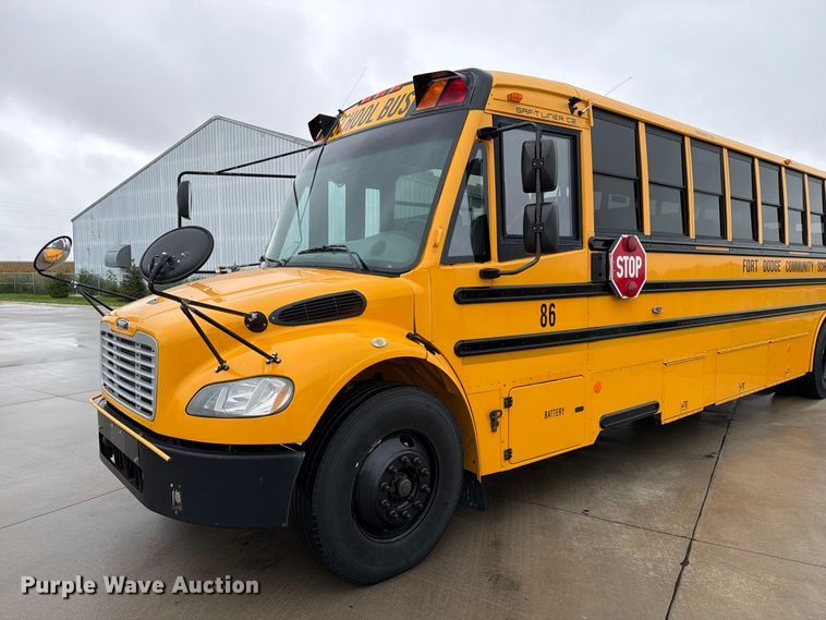 image for item FT8122 2017 Freightliner Thomas Built B2 school bus