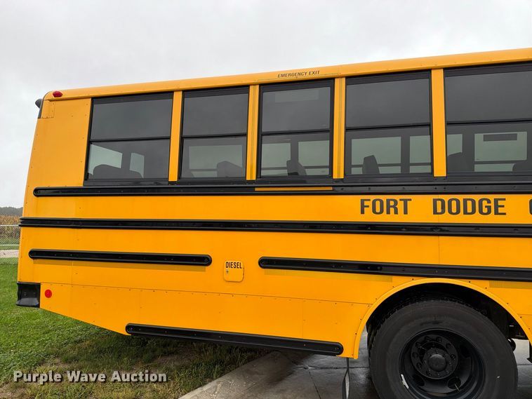 image for item FT8122 2017 Freightliner Thomas Built B2 school bus