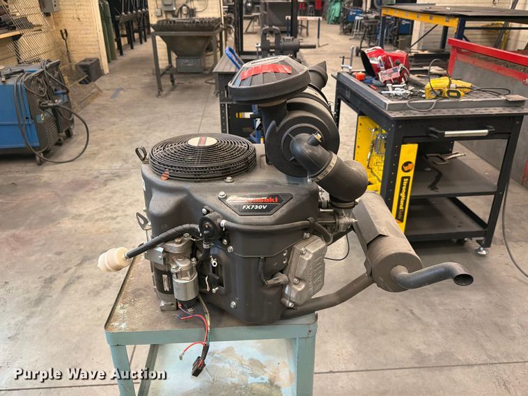 image for item FU0525 Kawasaki FX730V engine
