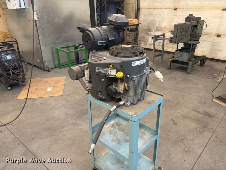 image for item FU0525 Kawasaki FX730V engine