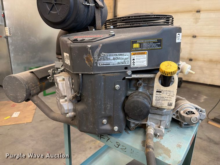 image for item FU0526 Kawasaki FX730V Engine