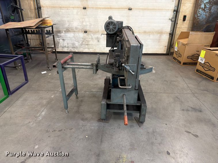 image for item FU0529 Ellis 1600 band saw