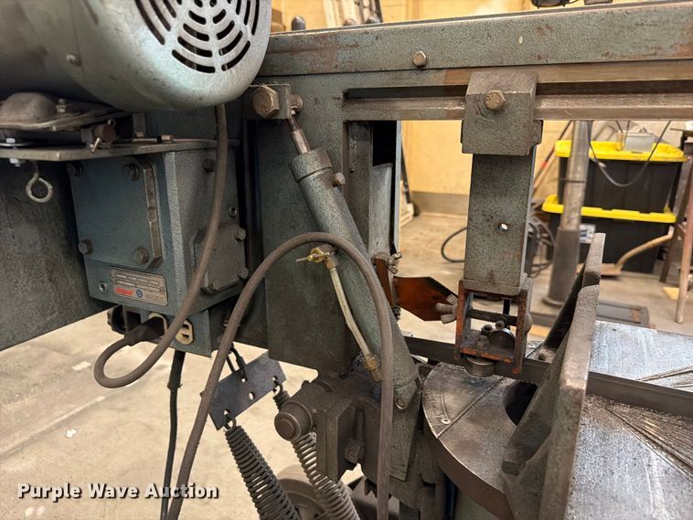 image for item FU0529 Ellis 1600 band saw