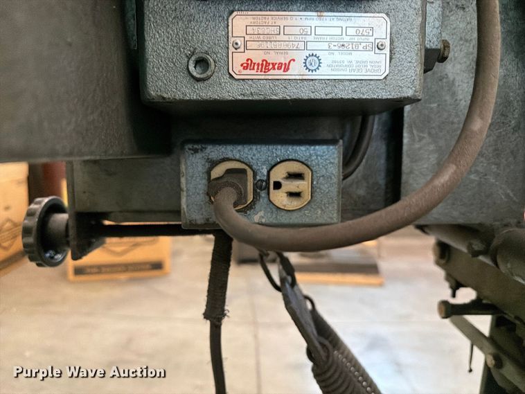 image for item FU0529 Ellis 1600 band saw