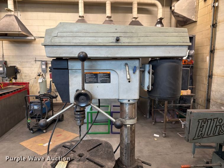 image for item FU0530 Delta 17-965 drill press