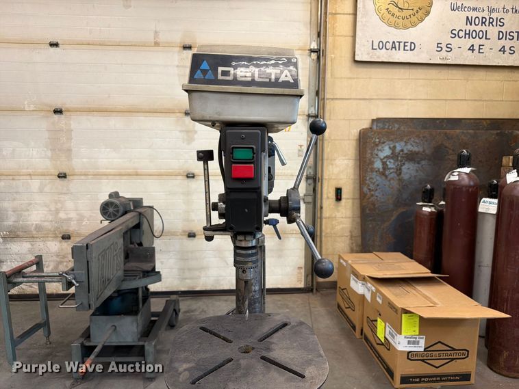image for item FU0530 Delta 17-965 drill press