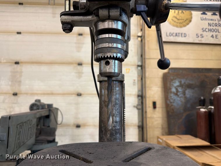 image for item FU0530 Delta 17-965 drill press