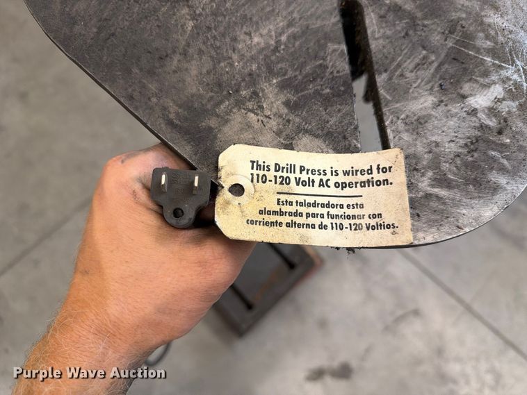 image for item FU0530 Delta 17-965 drill press