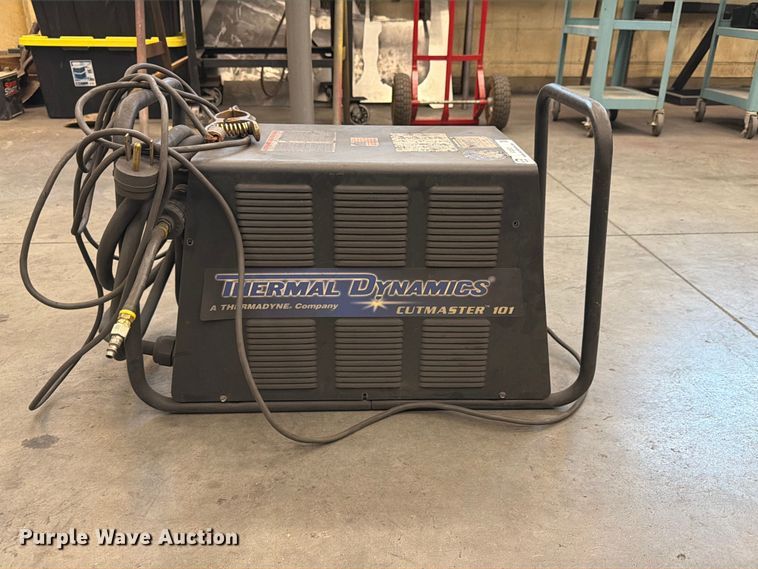 image for item FU0531 Thermal Dynamics Cutmaster 101 plasma cutter