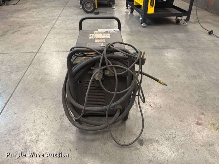 image for item FU0531 Thermal Dynamics Cutmaster 101 plasma cutter